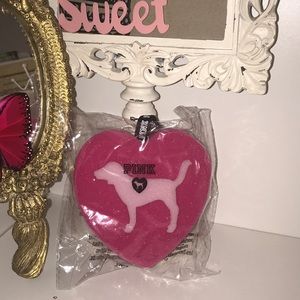 A Pink sponge loofah